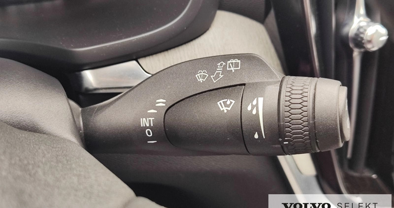 Volvo V60 Cross Country cena 174500 przebieg: 58544, rok produkcji 2021 z Krosno małe 704